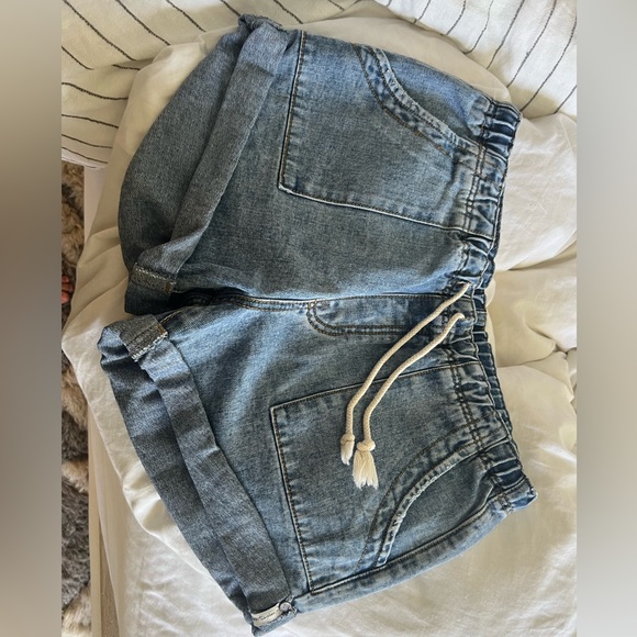 One teaspoon shabby bandit boyfriend shorts size small - Picture 4 of 6